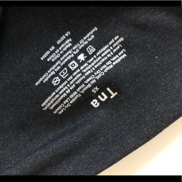 TNA dark grey athletic leggings, size: XS - Picture 7 of 8